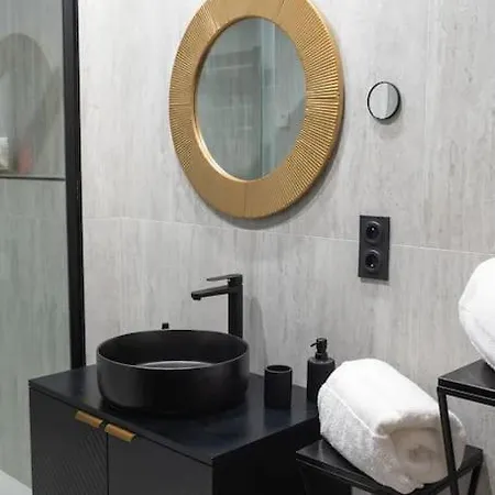 E Fauvette De Standing Avec Terrasse Lägenhet Épernay