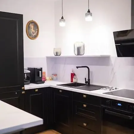 E Fauvette De Standing Avec Terrasse エペルネー