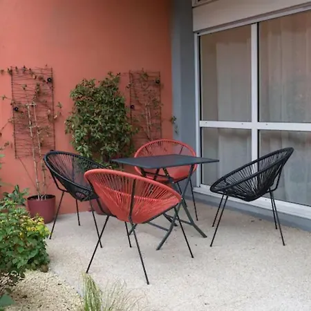Appartement E Fauvette De Standing Avec Terrasse Épernay