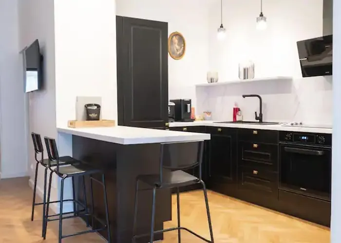 E Fauvette De Standing Avec Terrasse *