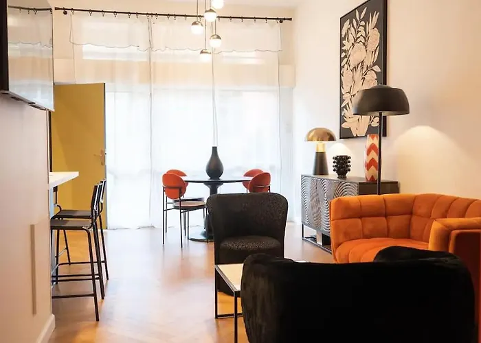 E Fauvette De Standing Avec Terrasse דירה